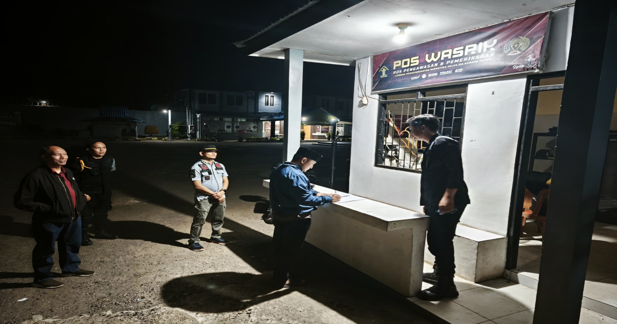 Perkuat Deteksi Dini, Kalapas Karang Intan Laksanakan Patroli Keamanan Area Luar Lapas